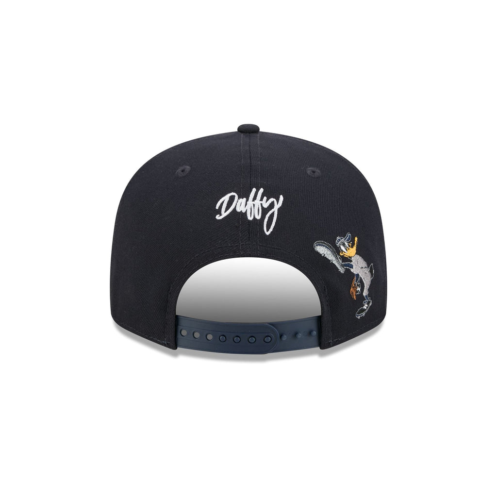 Cleveland Guardians Daffy Duck Catch 9FIFTY Snapback Hat - Image 6