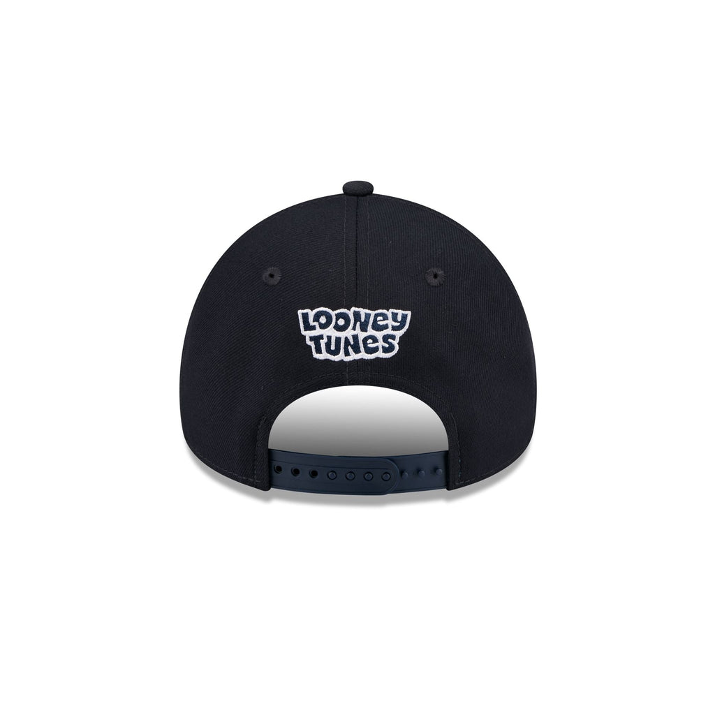 New York Yankees Looney Tunes 9FORTY A-Frame Snapback Hat - Image 6