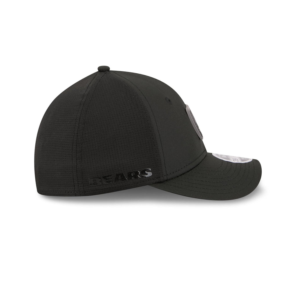 Chicago Bears 2026 Training Black 39THIRTY M-Crown Stretch-Fit Hat - Image 4