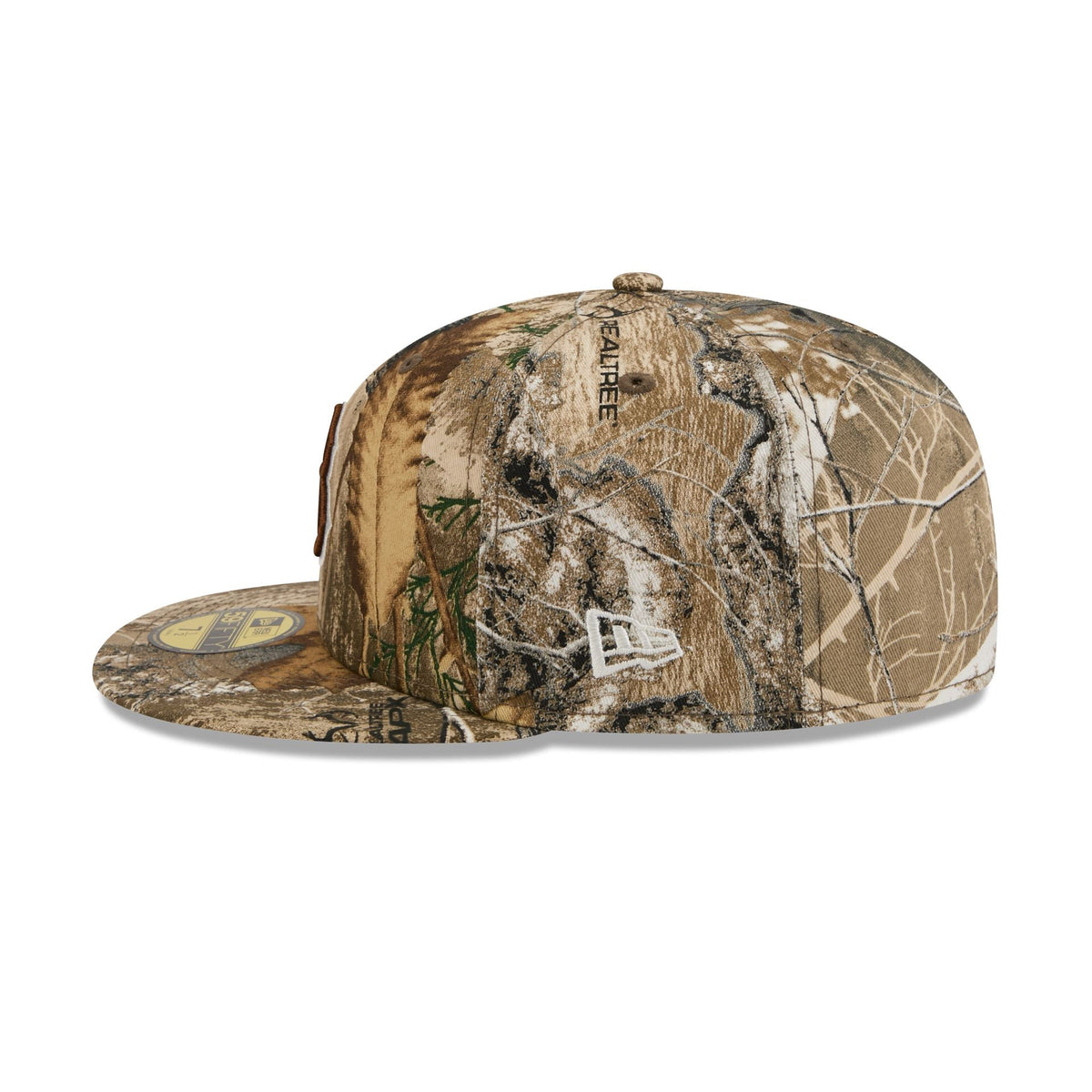Boston Red Sox Realtree Basic 59FIFTY Fitted Hat - Image 4