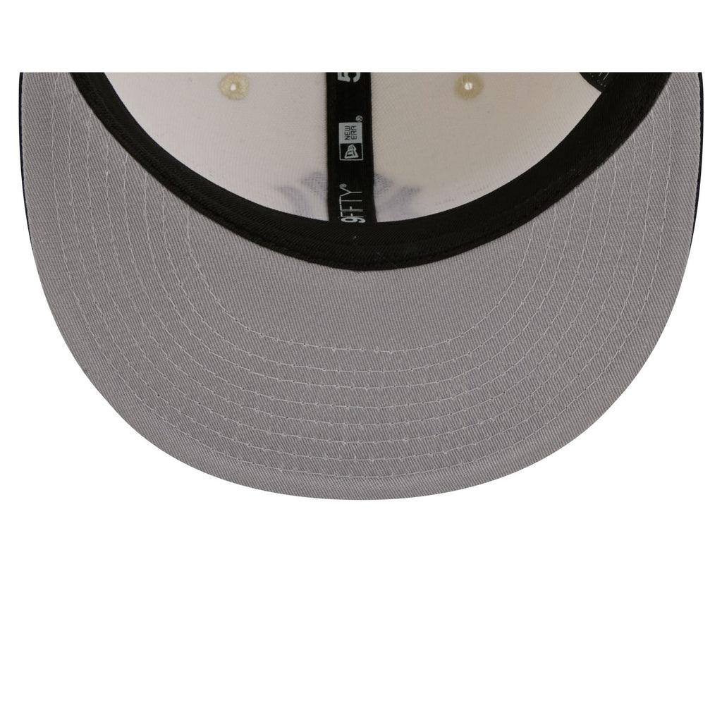 New York Yankees Chrome White Basic 59FIFTY Fitted Hat - Image 7