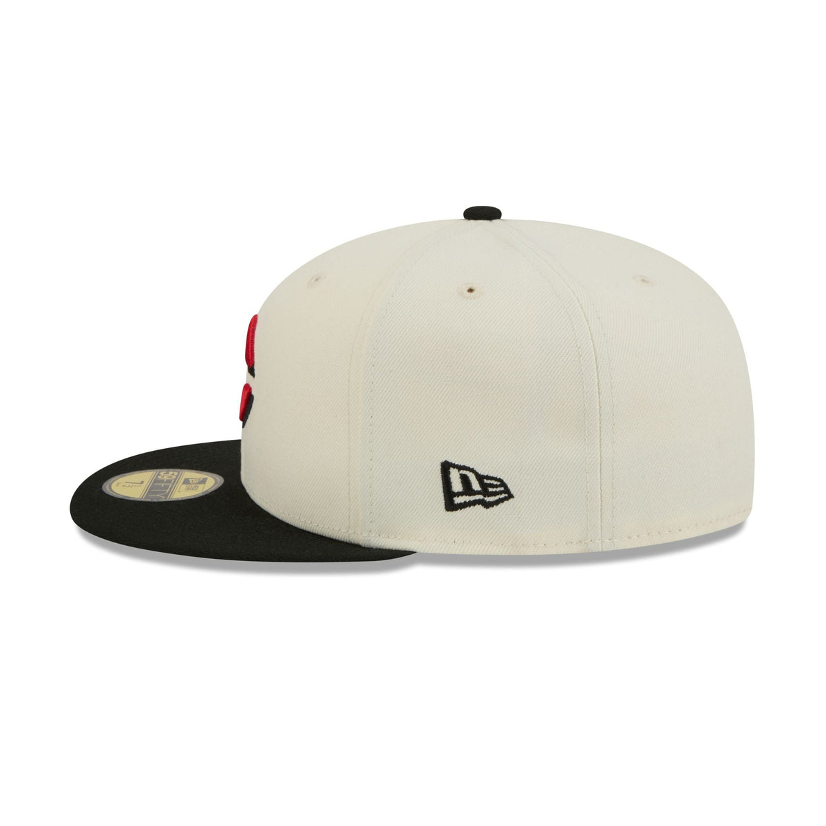 Cincinnati Reds Chrome White Basic 59FIFTY Fitted Hat - Image 4