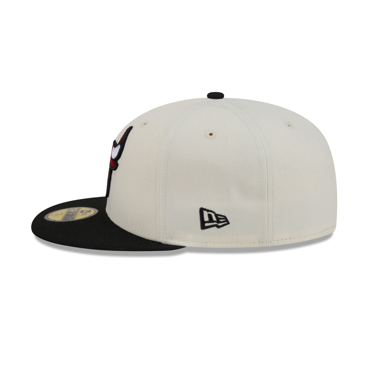Chicago Bulls Chrome White Basic 59FIFTY Fitted Hat - Image 4