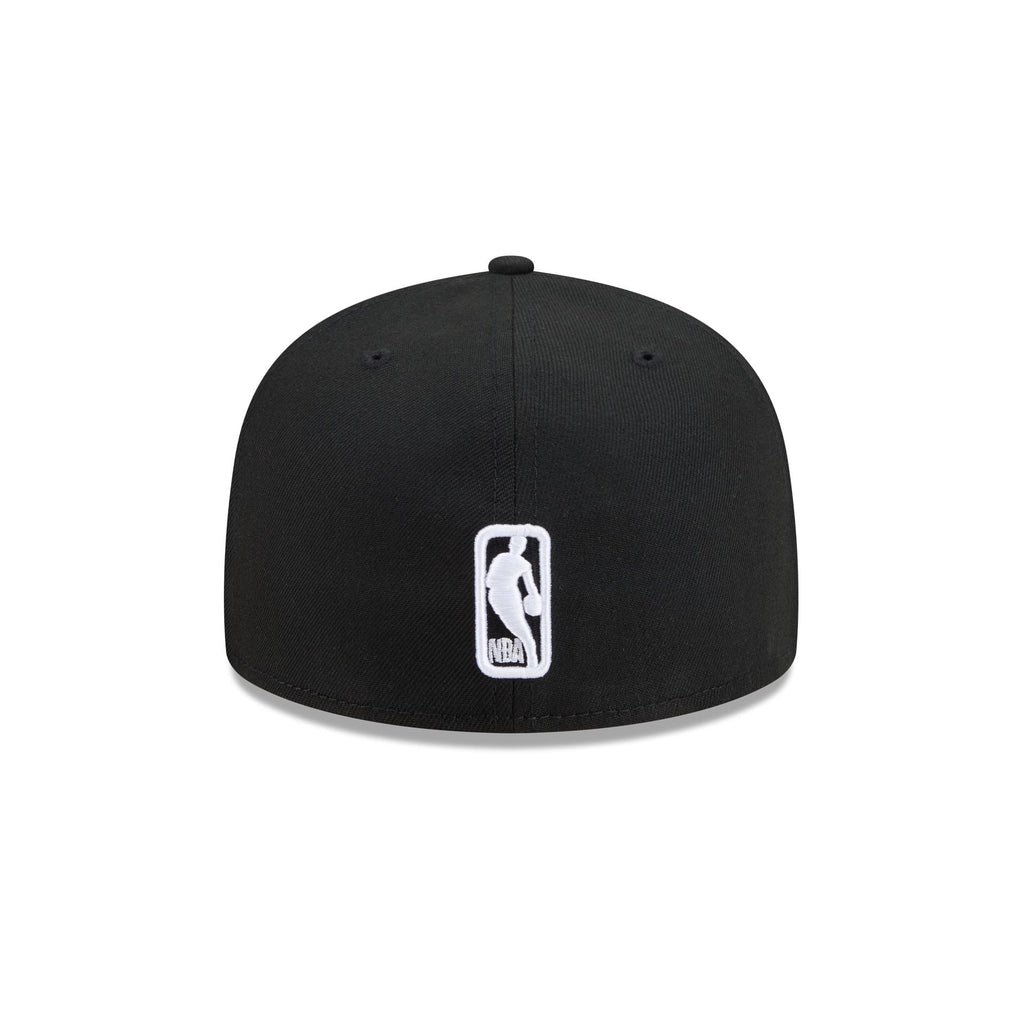 Chicago Bulls Black and White Basic 59FIFTY Fitted Hat - Image 6