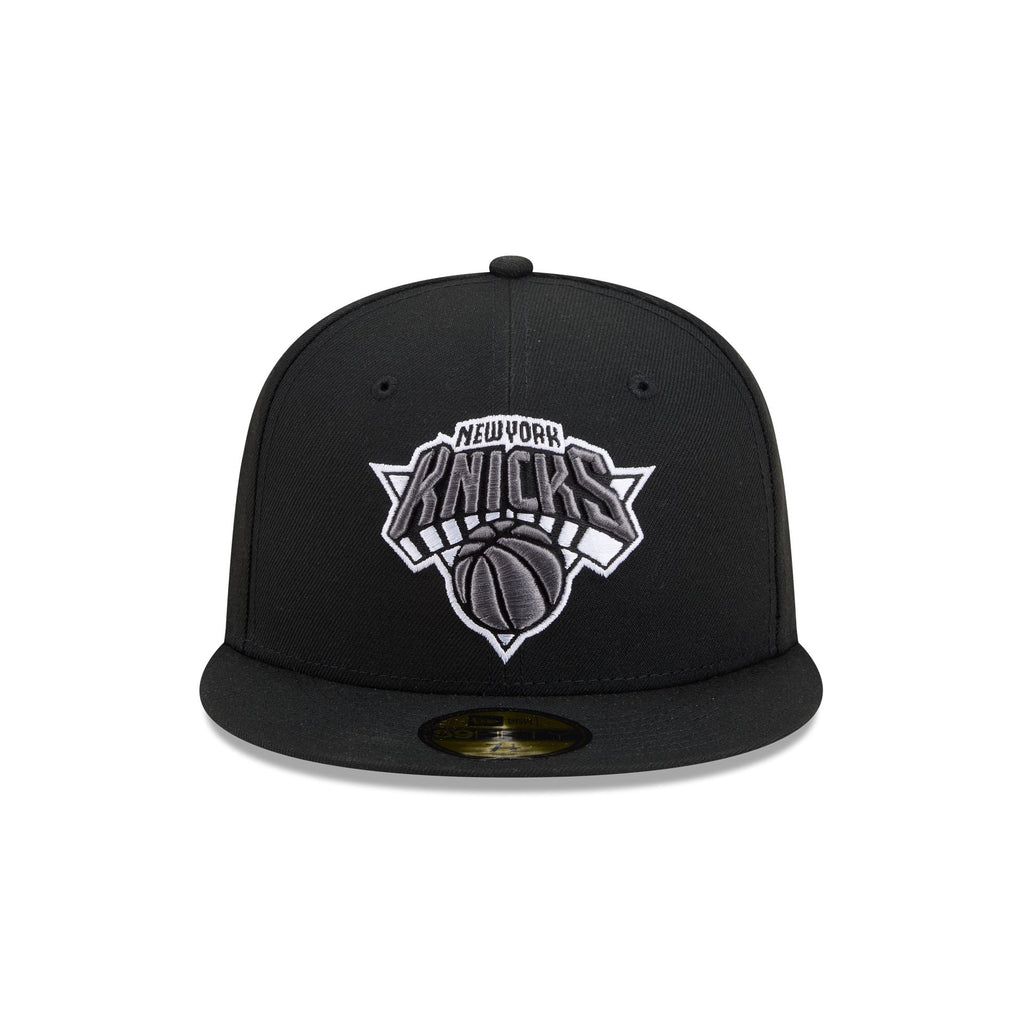 New York Knicks Black and White Basic 59FIFTY Fitted Hat - Image 2