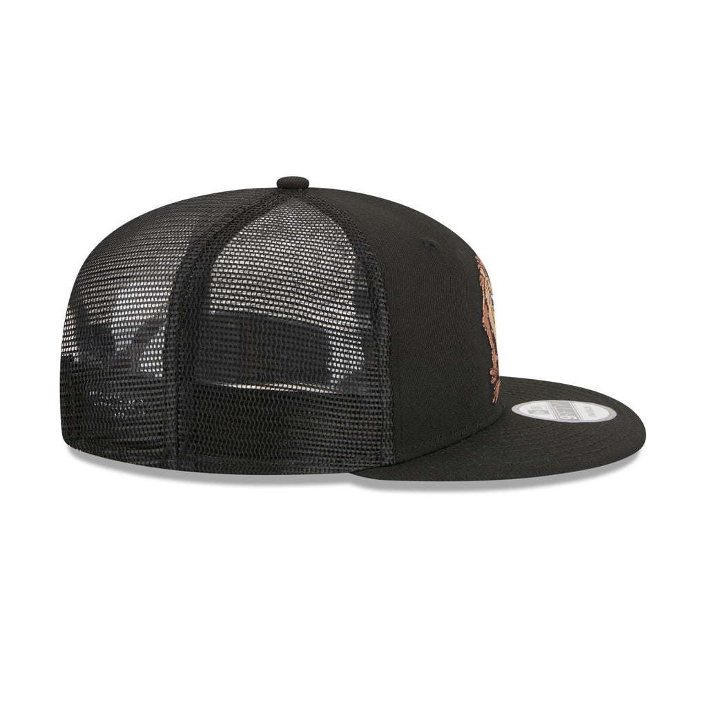 Looney Tunes Taz Bones 9FIFTY Trucker - Image 5