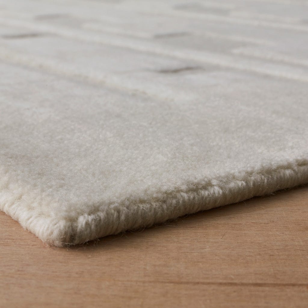 Amyra Hand-Knotted Area Rug - Image 3