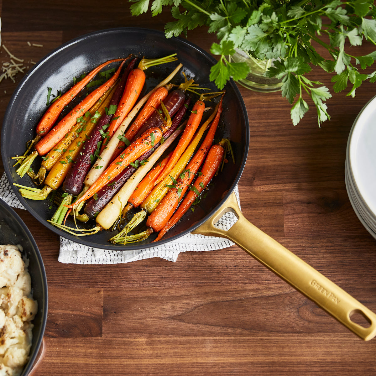 Reserve Ceramic Nonstick 10-Piece Cookware Set | Black - Image 7