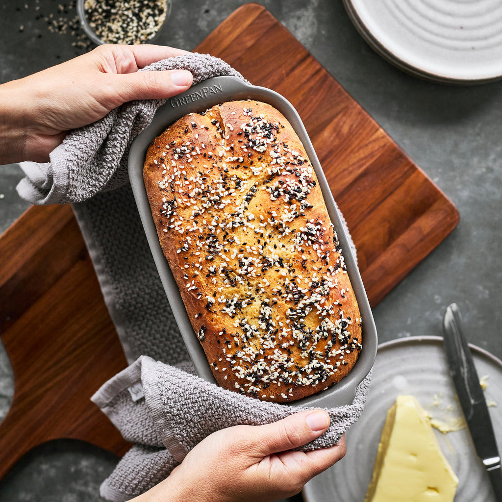 Premiere Ovenware Ceramic Nonstick 1 lb. Loaf Pan - Image 6
