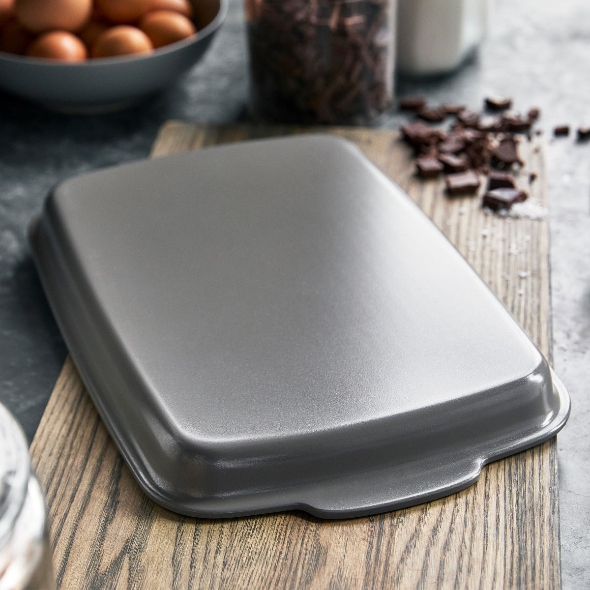 Premiere Ovenware Ceramic Nonstick 2-Piece 13" x 9" Quarter Sheet Pan Set - Image 7