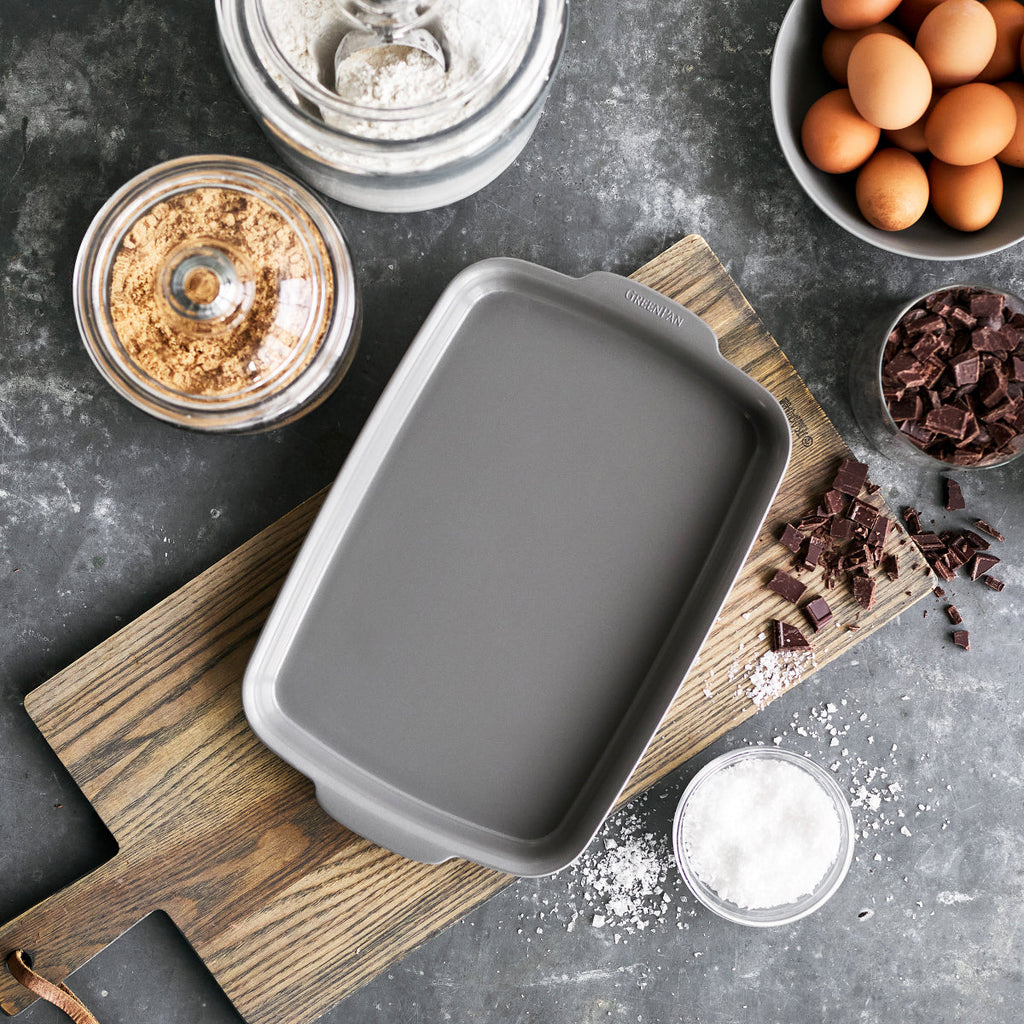 Premiere Ovenware Ceramic Nonstick 2-Piece 13" x 9" Quarter Sheet Pan Set - Image 6