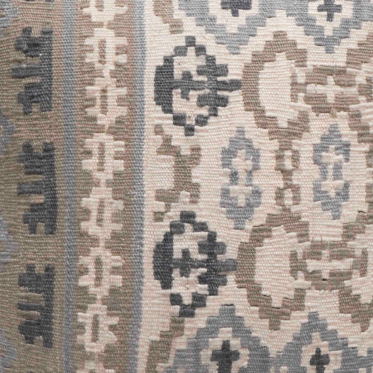 Umut Kilim Pillow - Image 3