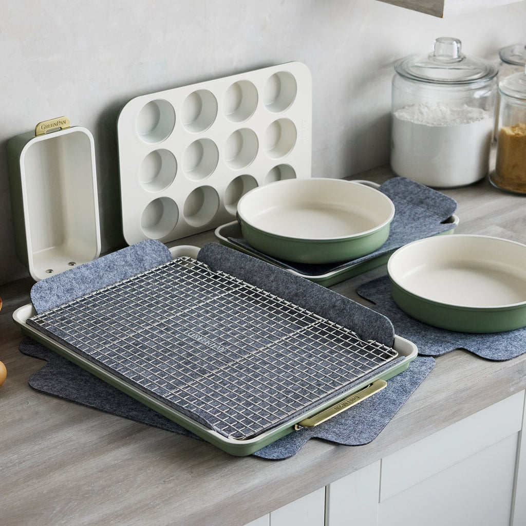 Reserve Bakeware 7-Piece Set | Sage - Image 7