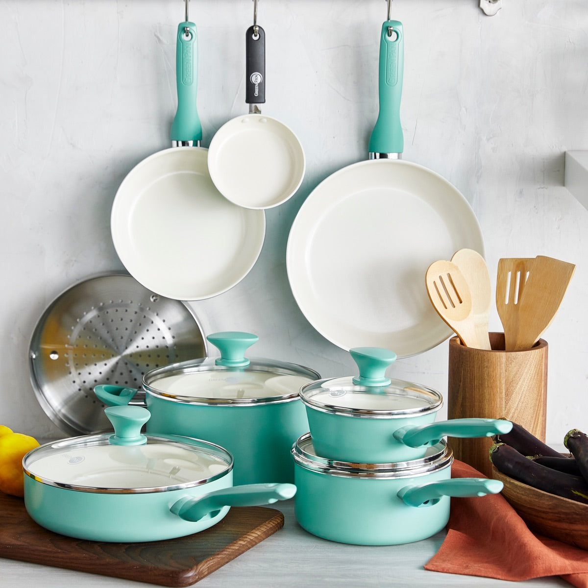 Rio Ceramic Nonstick 16-Piece Cookware Set | Turquoise - Image 2