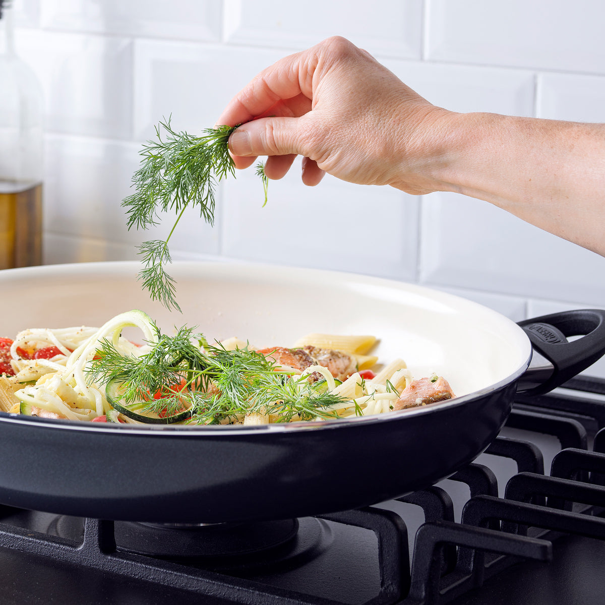 Rio Ceramic Nonstick 13.5" Frypan | Black - Image 6