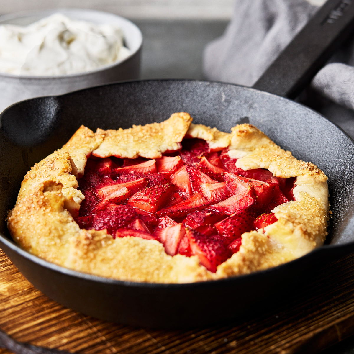 Bobby Flay by GreenPan 8" Cast Iron Frypan - Image 5
