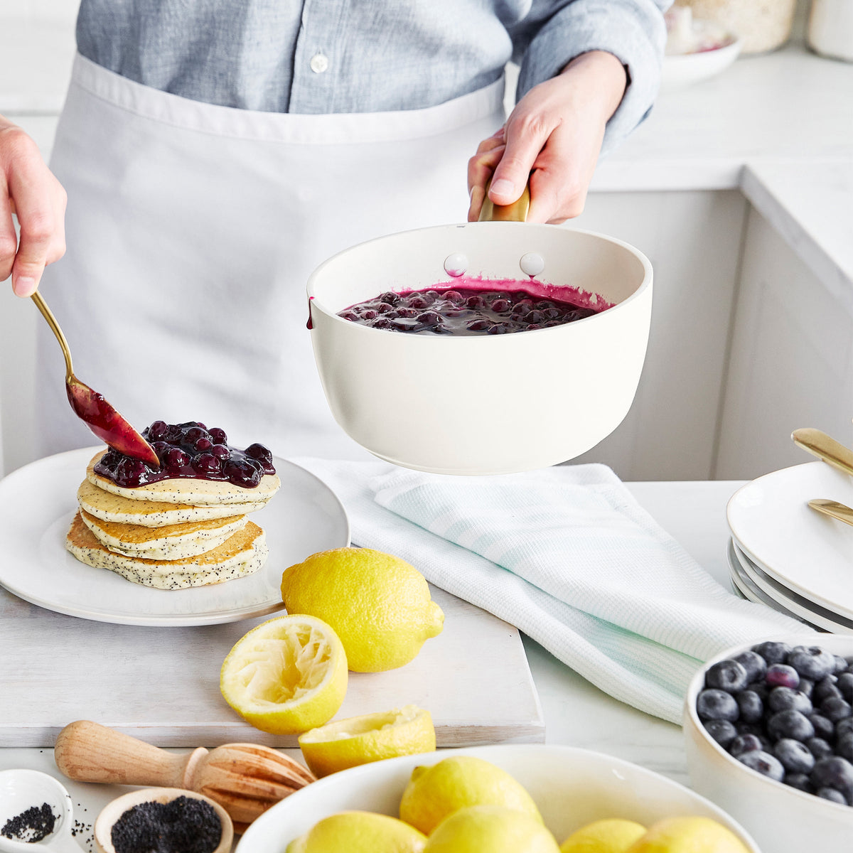 Reserve Pro 18-Piece Cookware & Bakeware Set | Cream - Image 10
