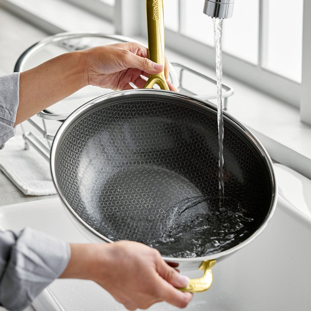 Spectra Gold Thermobond Hybrid Ceramic Nonstick 12" Wok with Lid - Image 10