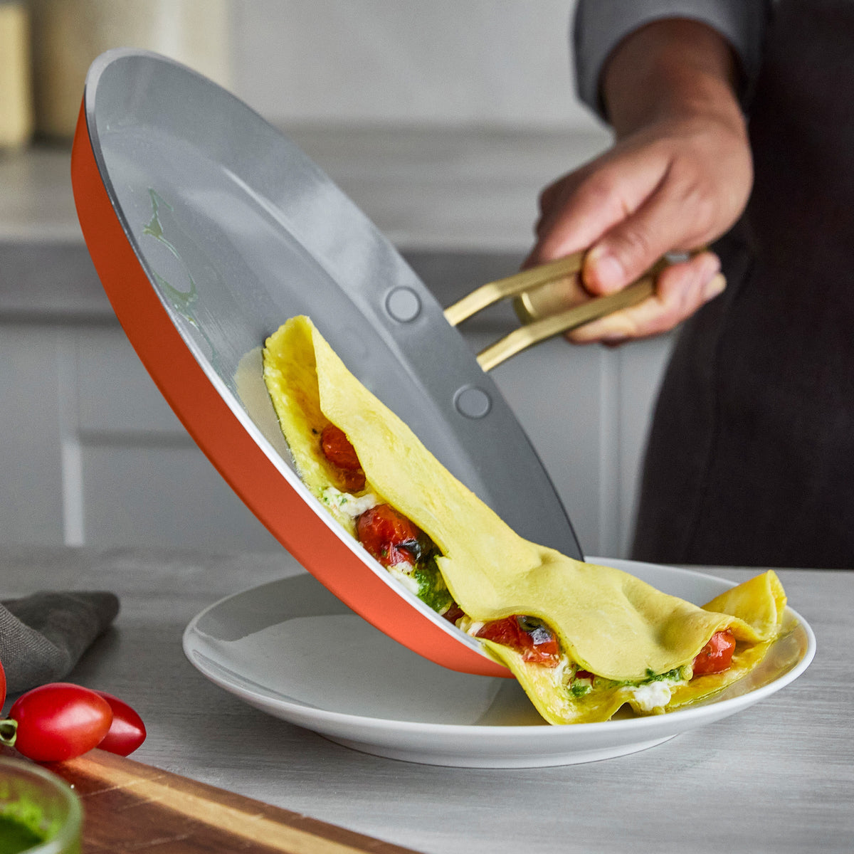Stanley Tucci™ Ceramic Nonstick 10" Crepe and Omelette Pan | Amalfi Sunset - Image 4