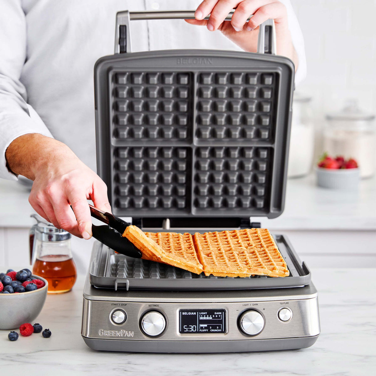 Elite Ceramic Nonstick 4-Square Waffle Maker | Premiere Stainless Steel - Image 8