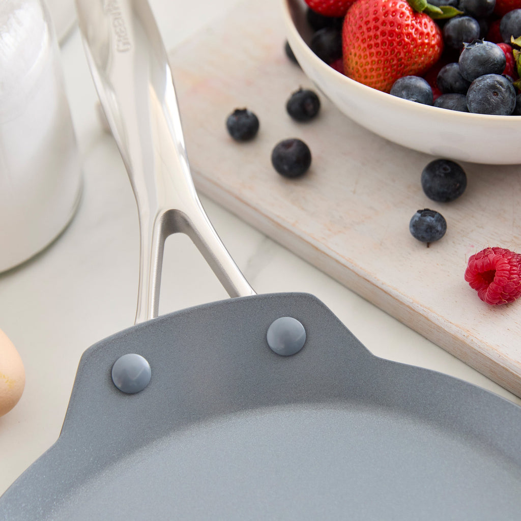 Valencia Pro Ceramic Nonstick 9.5" Crepe Pan - Image 8