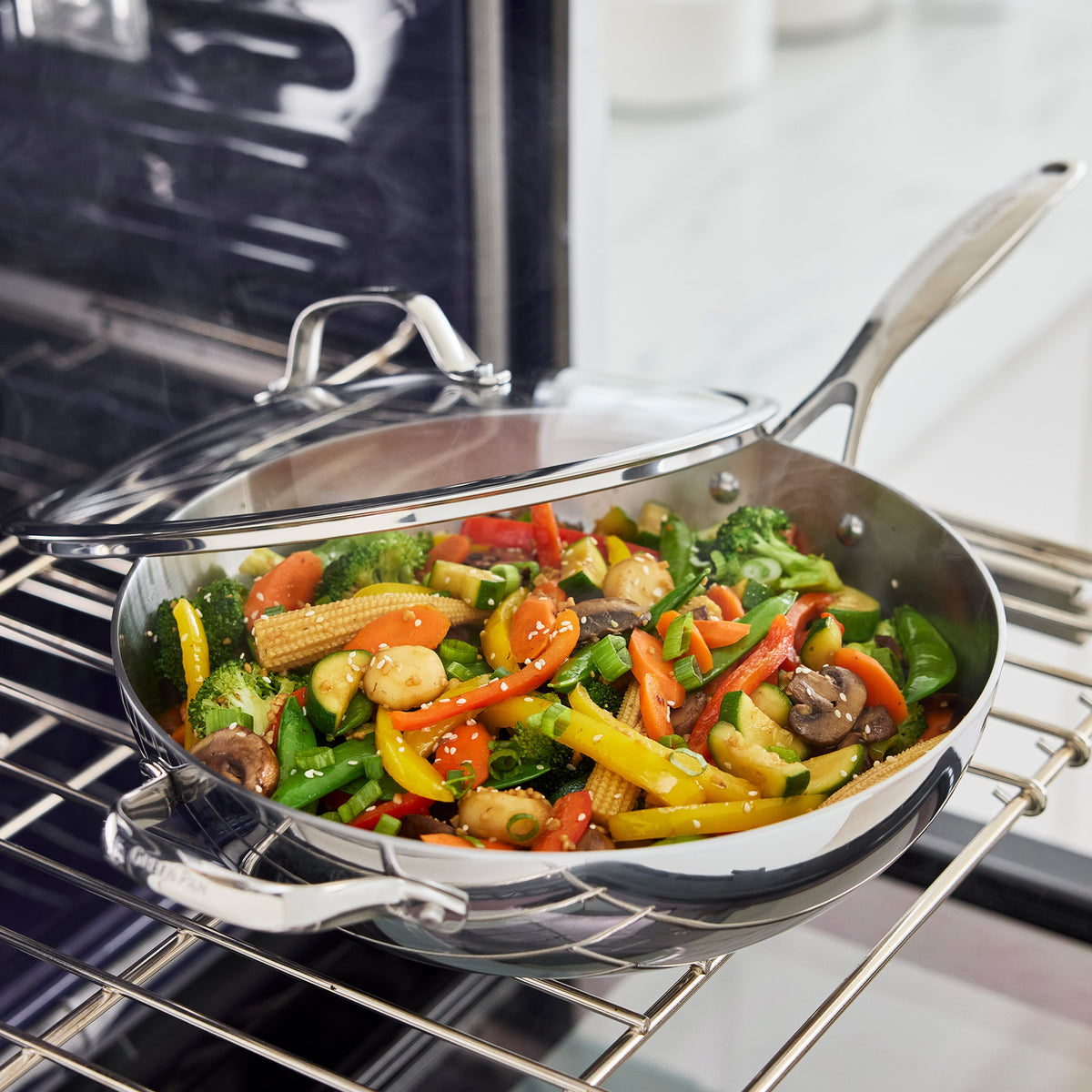 Valencia Pro Stainless Steel Uncoated 12" Wok with Lid - Image 4