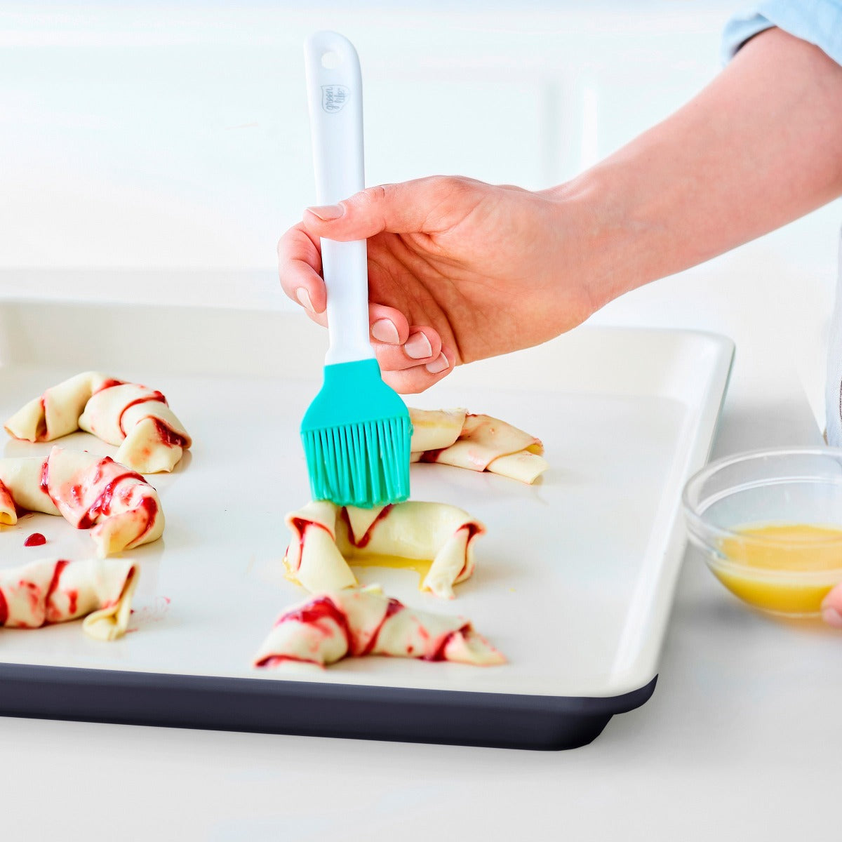 GreenLife Ceramic Nonstick 18" x 13" Cookie Sheet | Black - Image 6