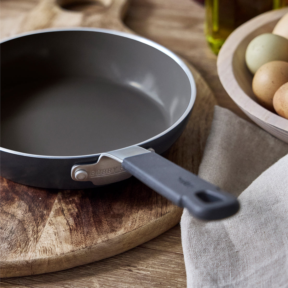 Bobby Flay by GreenPan Professional Ceramic Nonstick 8" Frypan | Black - Image 5