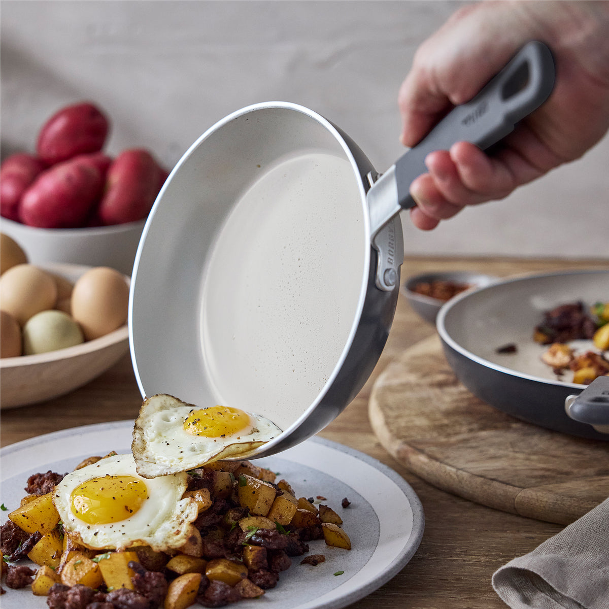 Bobby Flay by GreenPan Professional Ceramic Nonstick 8" Frypan | Graphite - Image 4
