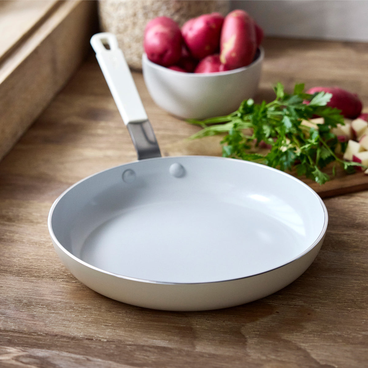 Bobby Flay by GreenPan Professional Ceramic Nonstick 8" Frypan | Cream - Image 3