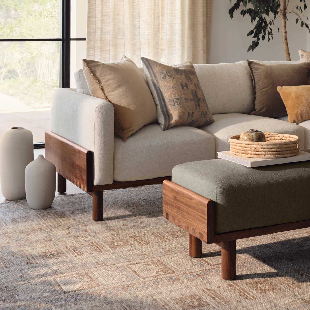 Sarasi Hand-Knotted Area Rug - Image 2