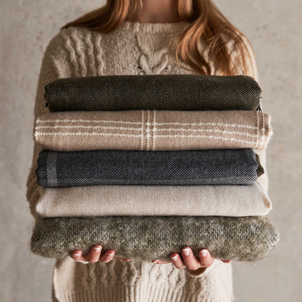 Selva Alpaca Throw - Image 10