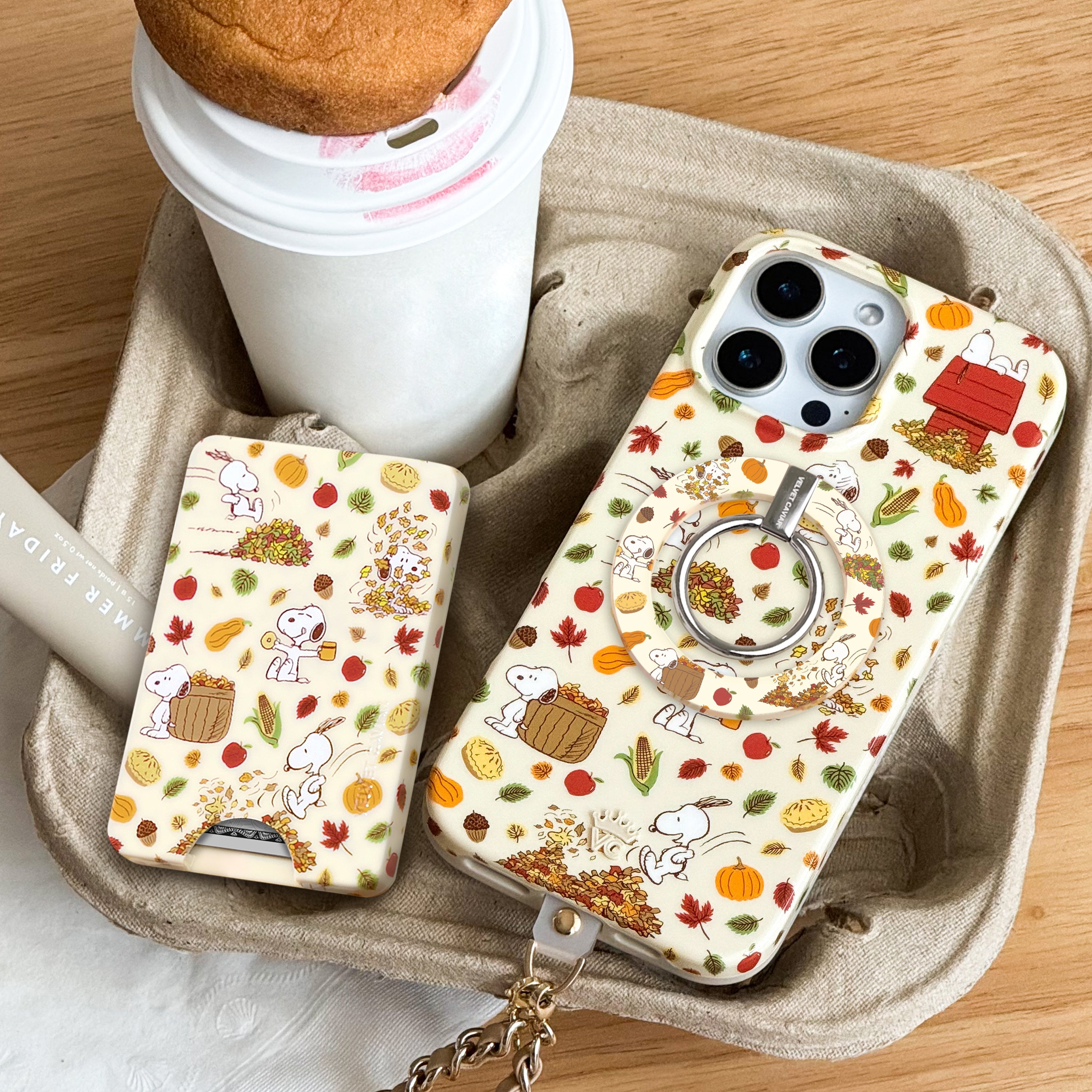 Snoopy Autumn Leaves MagSafe Grip Ring
