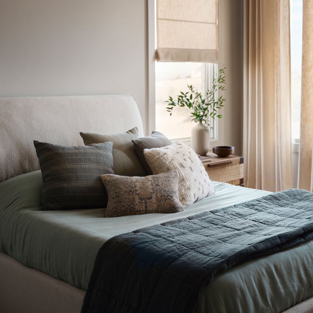 Stonewashed Linen Quilt - Image 7