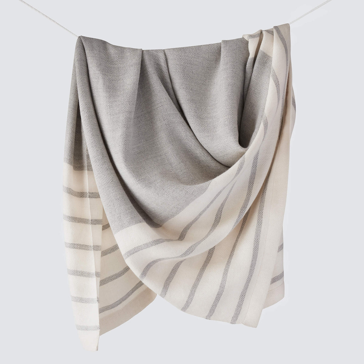 Cuadra Alpaca Throw